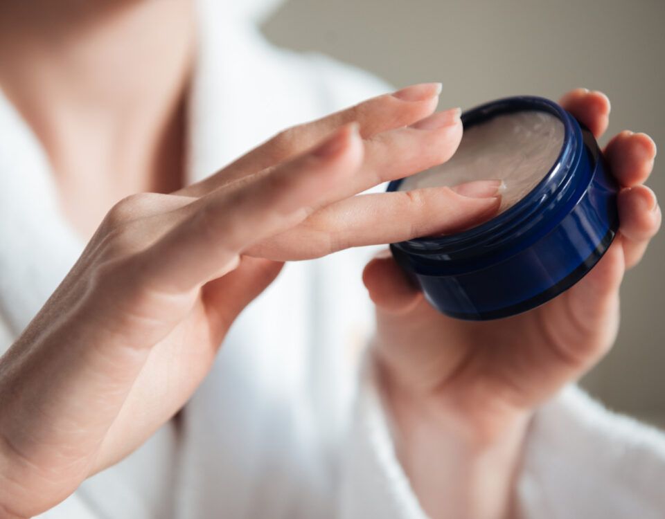 crema-de-fata-cu-extract-de-melc